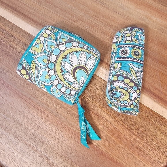 Vera Bradley Wallet and Matching Eyeglass Holder - Picture 2 of 16